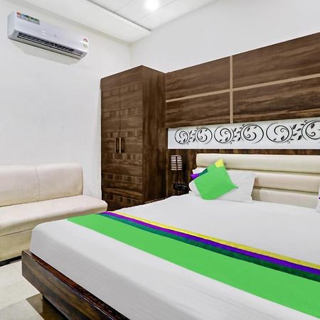 Golden Pearl Hotell Agra  Exteriör bild