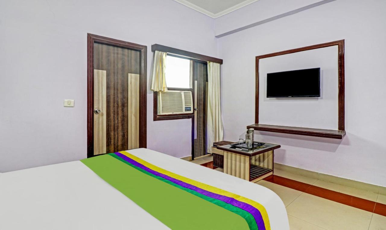 Golden Pearl Hotell Agra  Exteriör bild
